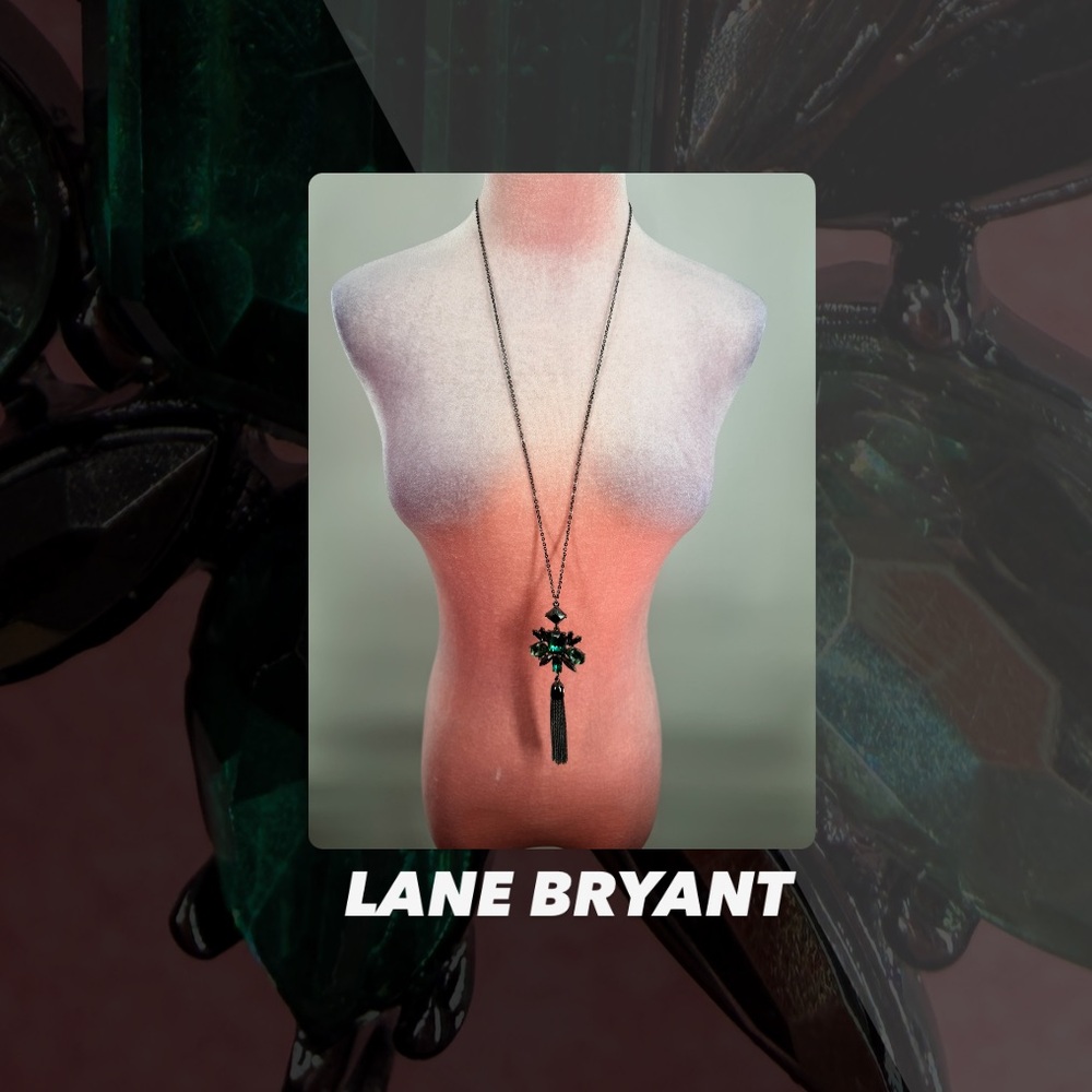 EUC Lane Bryant Oversized Jeweled Pendant Necklace